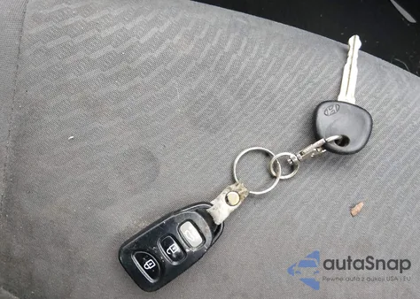 2016 Hyundai Elantra Se из США, поврежденный, VIN 5NPDH4AE1GH652750